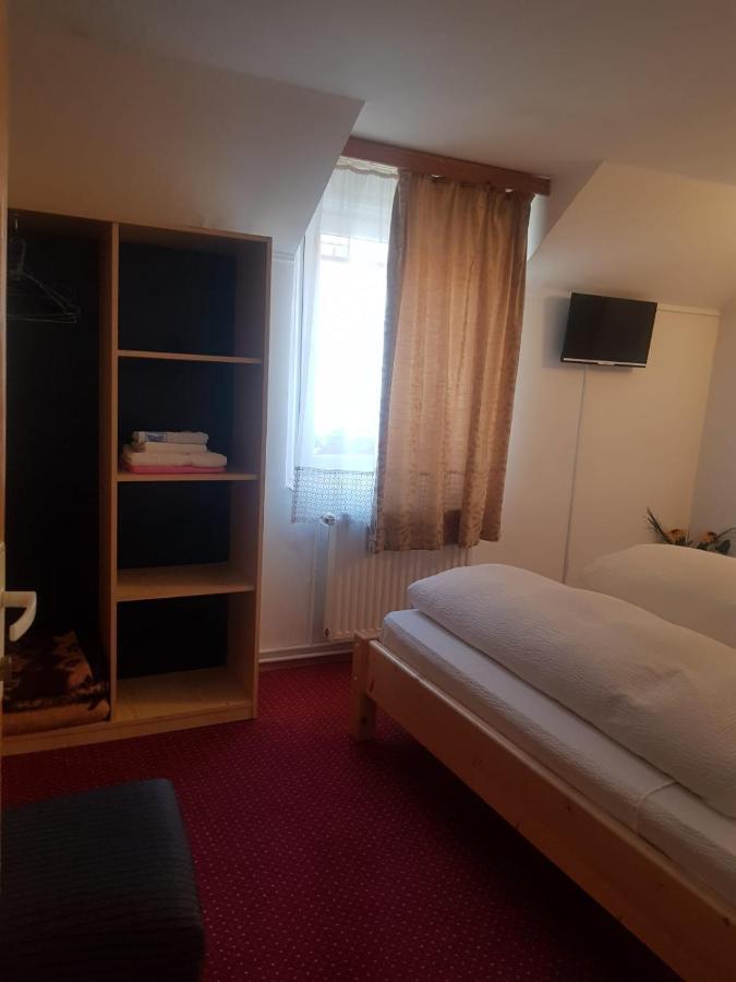 Pensiunea Casa Munteanu Rasnov Buitenkant foto
